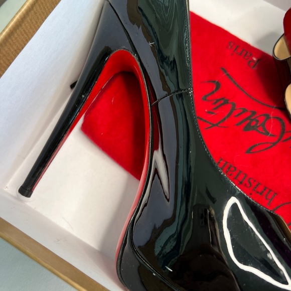 Christian Louboutin Palais Royal 39.5 - Picture 2 of 7